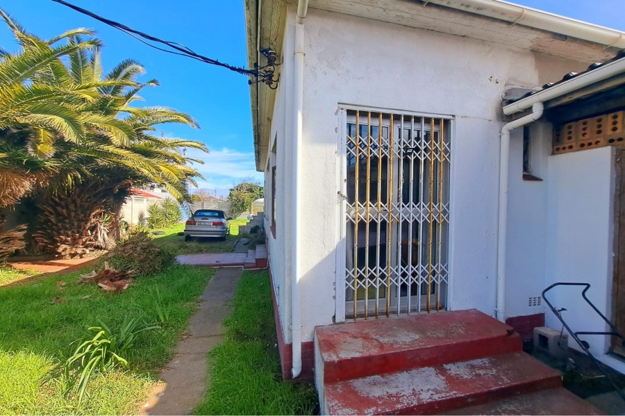 3 Bedroom Property for Sale in Rugby Western Cape
